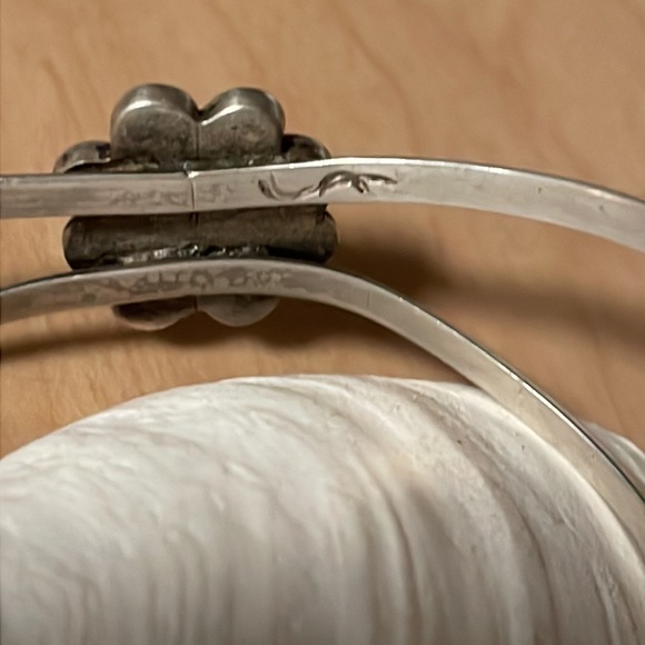 Old Pawn Bisbee Turquoise Sterling Cuff Signed - Picture 5 of 16